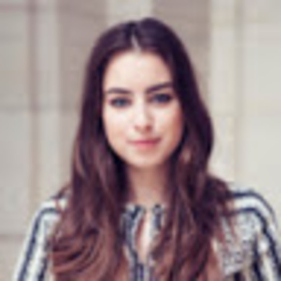 elizabeth_dishi